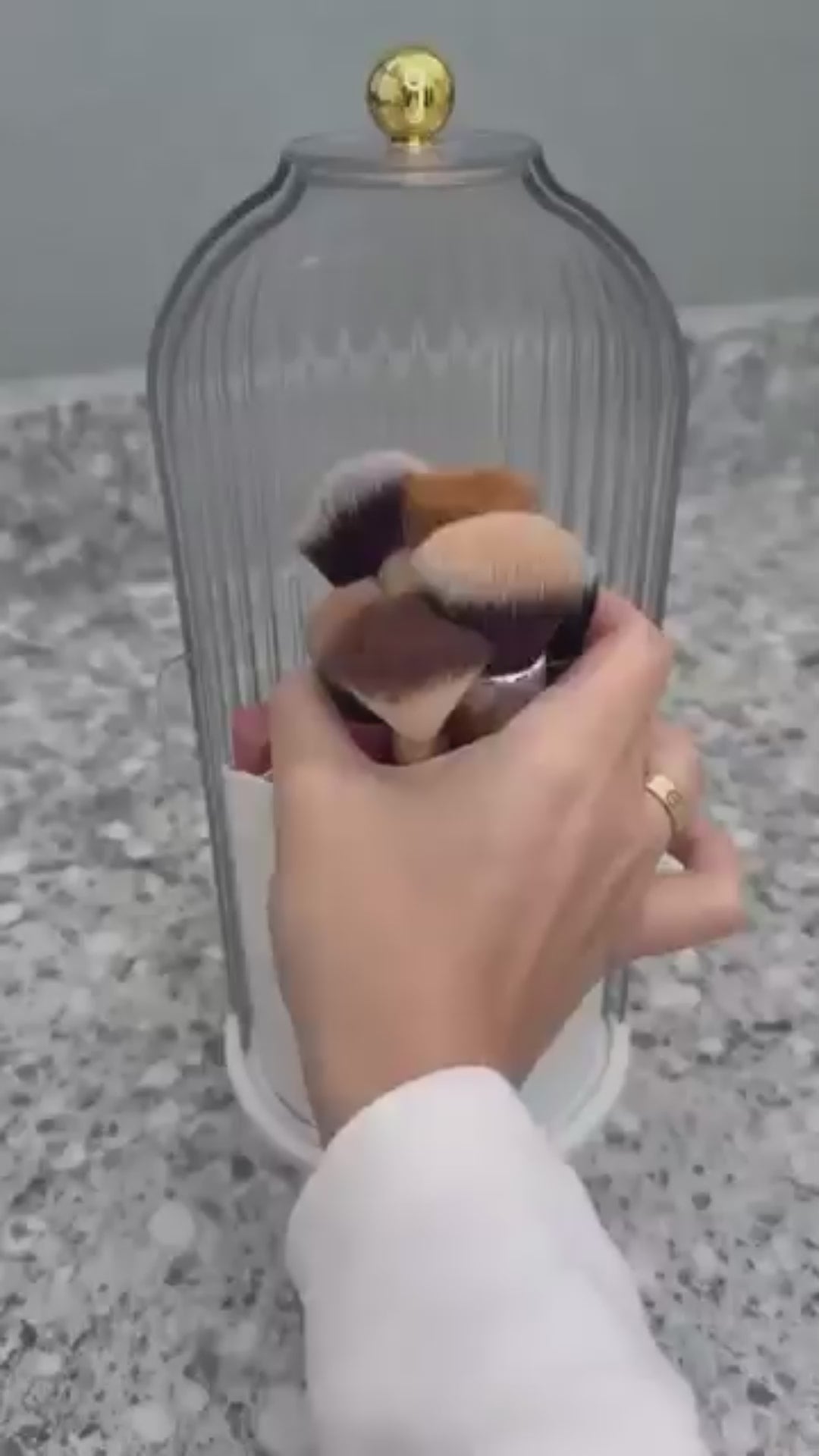 Carregar vídeo: 